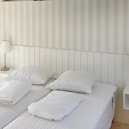 6 Person In Vaeggerlose-by Traum * Bøtø By