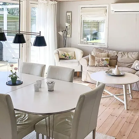 Hébergement de vacances 6 Person In Vaeggerlose-by Traum *